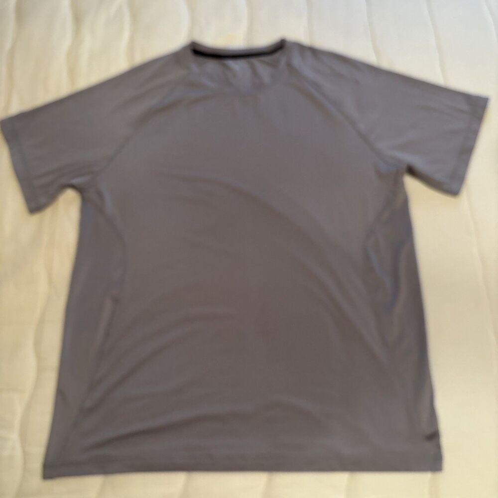 Champion Grey/Gray Lightweight Knit T-shirt, Men's Size XL Workout Golf Biking - Picture 2 of 9